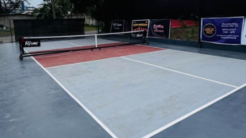 Qusina PIQLE QLUB pickleball courts