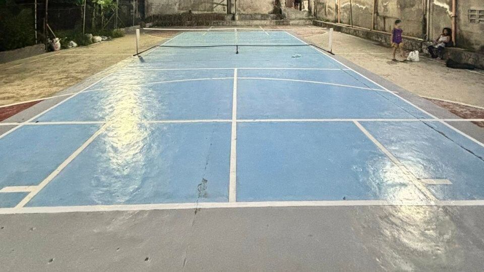 YB Pickleball Court — outdoor court and net